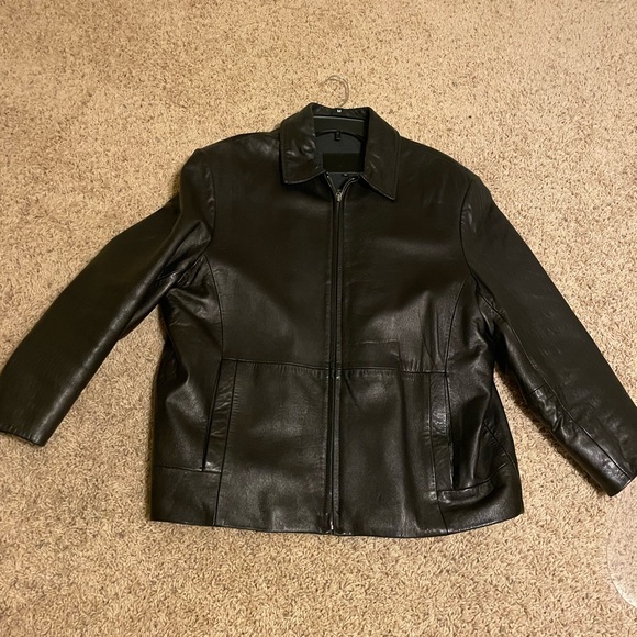 IZOD Soft Black Leather Men’s Jacket - Picture 2 of 10